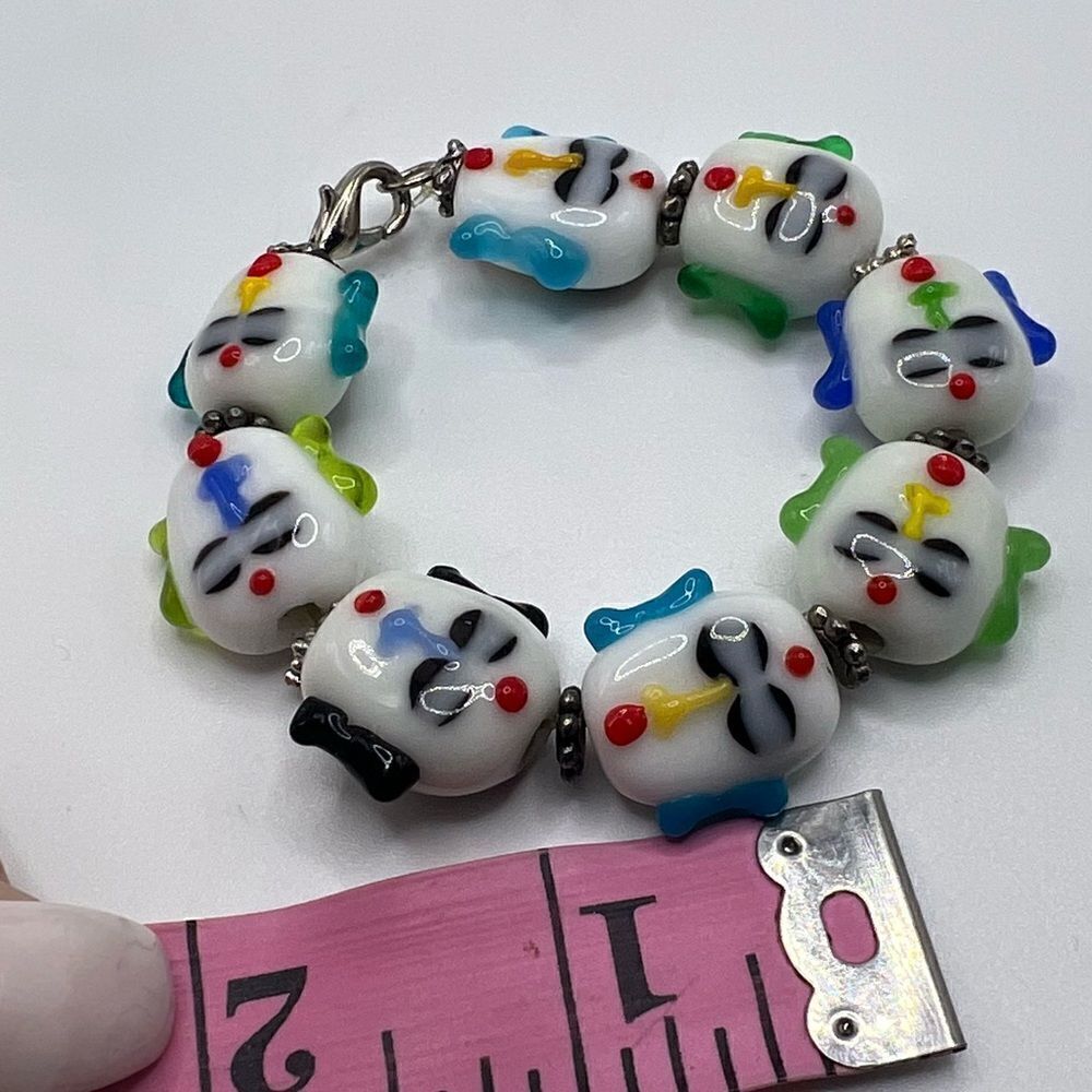 Glass Beaded Faces Bracelet - Picture 3 of 3
